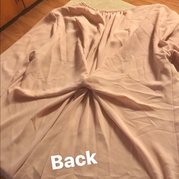 Clothes - Picture 7 of 8